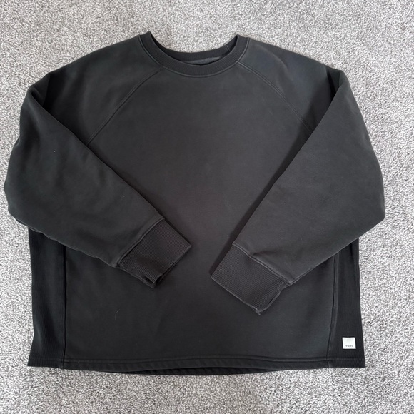 Vuori Tops - Vuori Women's Restore Oversized Crew Sweatshirt black size medium